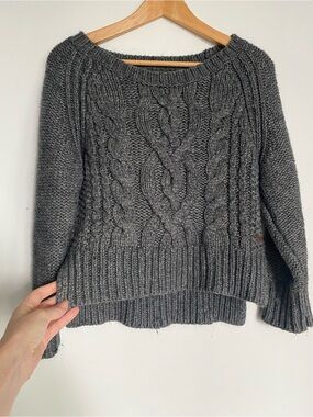 Cozy Cable Knit Women's Sweater - Charcoal Gray, size S